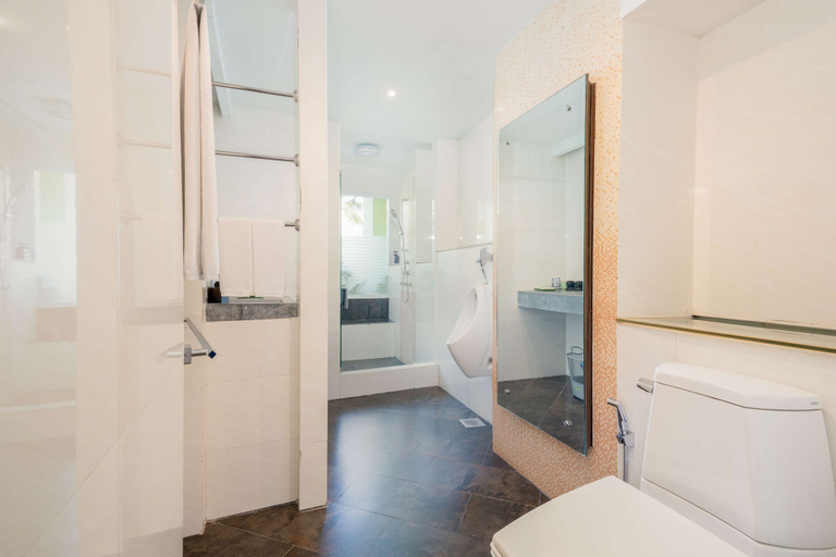 Bathroom 5, Homm Bliss Southbeach Patong, Phuket Island