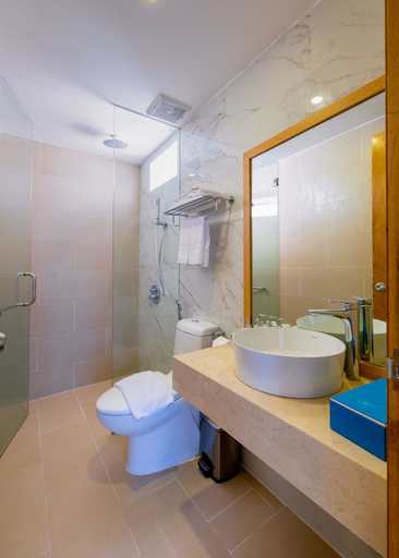 Bathroom 5, KOVA Diamond Hotel, Da Nang