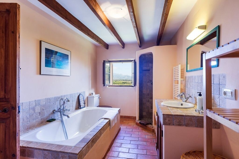 Bathroom, Holiday Country house Mallorca, Baleares