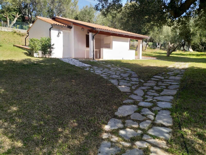 Exterior & Views 2, Villaggio Residence Villamarina, Salerno