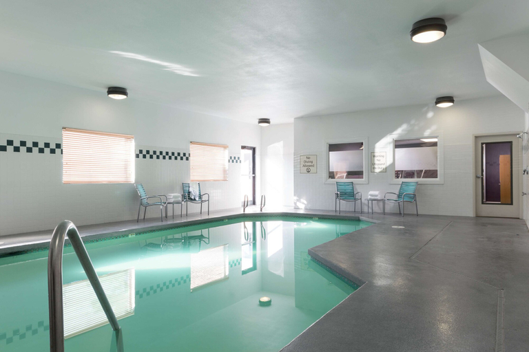 Sport & Beauty, DoubleTree by Hilton Portland - Tigard, Washington