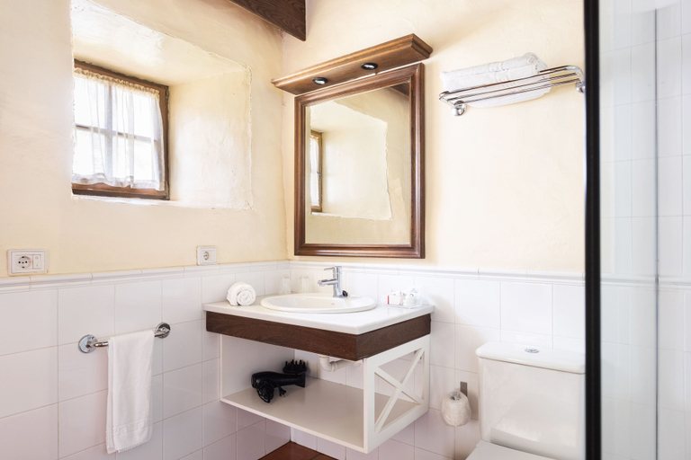 Bathroom 5, Hotel El Patio, Santa Cruz de Tenerife