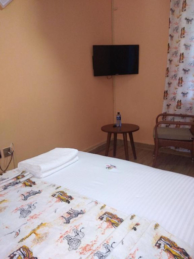 Bedroom 3, The Hydeout Riviera, Seme