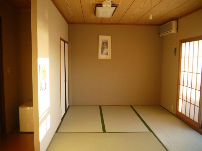 Others 4, Pension Sirogisu, Kyōtanabe