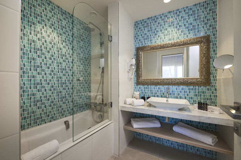 Bathroom 5, Radisson Blu Resort, Saidia Garden, Berkane Taourirt