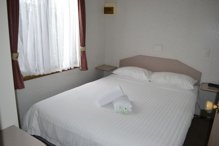 Bedroom 3, Warrnambool Holiday Village, Warrnambool