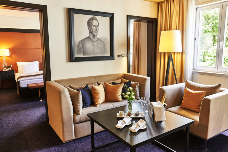Bedroom 4, Steigenberger Hotel Bad Homburg, Hochtaunuskreis