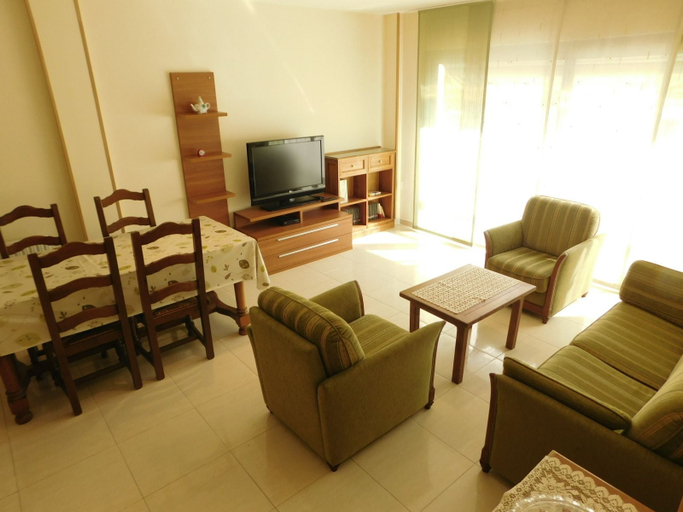 Others 5, Apartamento Els Olivars - A201, Girona