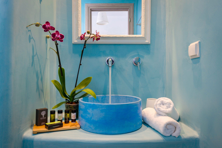 Bathroom 5, White Harmony Suites, South Aegean