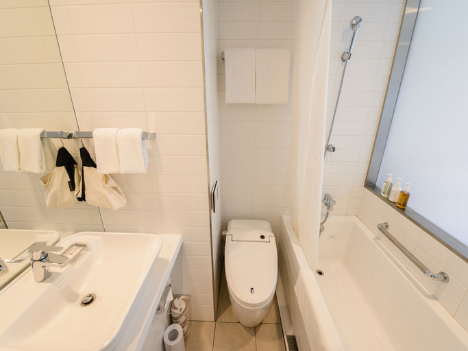 Bathroom 5, Shinjuku Granbell Hotel, Shinjuku