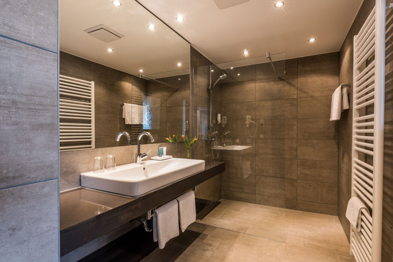 Bathroom 3, Hotel Säntis, München