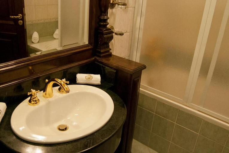 Bathroom 4, Hotel Casa Capsa, Municipiul Bucuresti