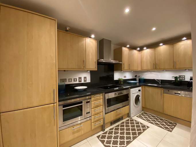 Others 5, Fabulous 2 bed Apartment in Vauxhall, London