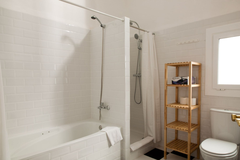 Bathroom 4, My Address in Barcelona, Barcelona