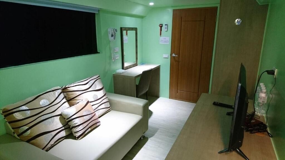 Bedroom, Carl Town Loft Hotel, Nantou