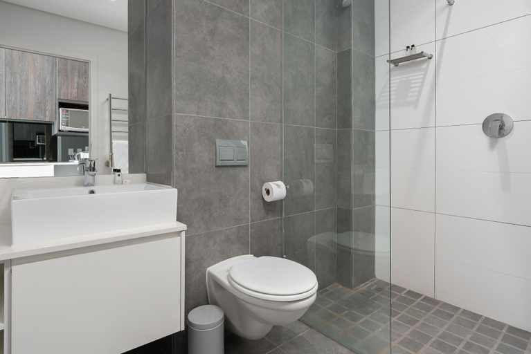 Bathroom, The Sentinel 1205, City of Cape Town