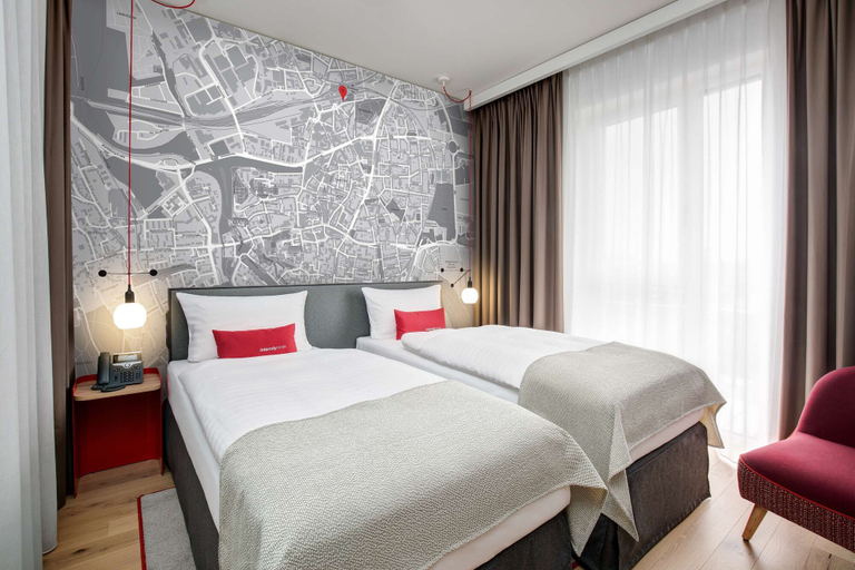 Bedroom 3, IntercityHotel Hildesheim, Hildesheim