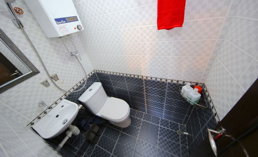 Bathroom 6