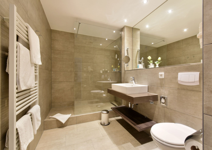 Bathroom 3, Hotel Säntis, München