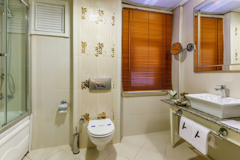 Bathroom 5, Hotel Amira Istanbul, Fatih