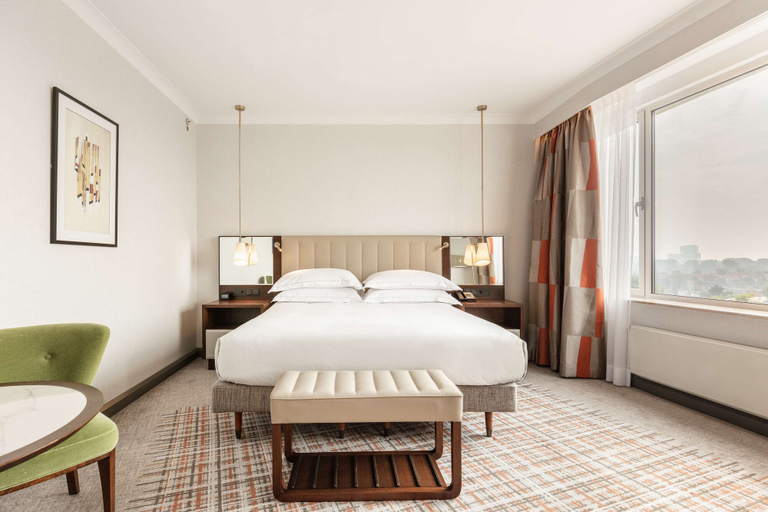 Bedroom 3, Hilton Amsterdam, Amsterdam