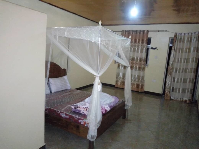 Bedroom 3, Royal Paradise Hotel, Bbaale
