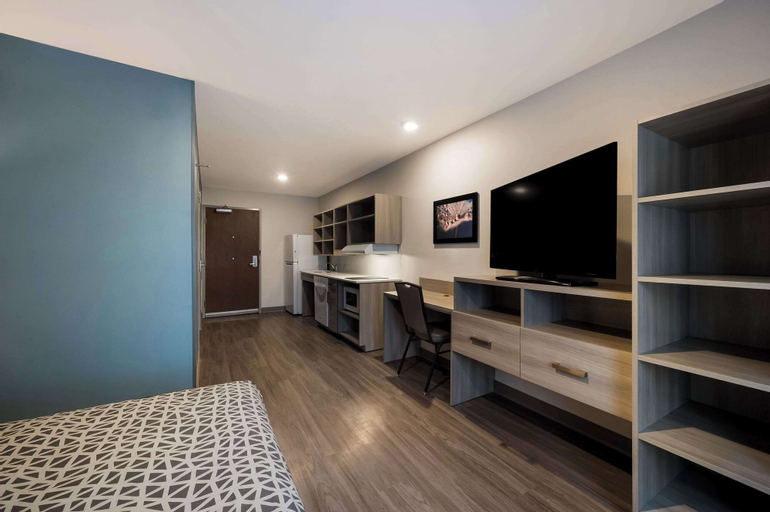 Bedroom 9