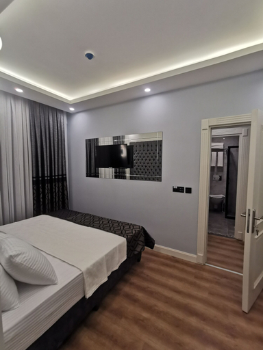 Bedroom 5, LUXX GARDEN HOTEL, Fatih