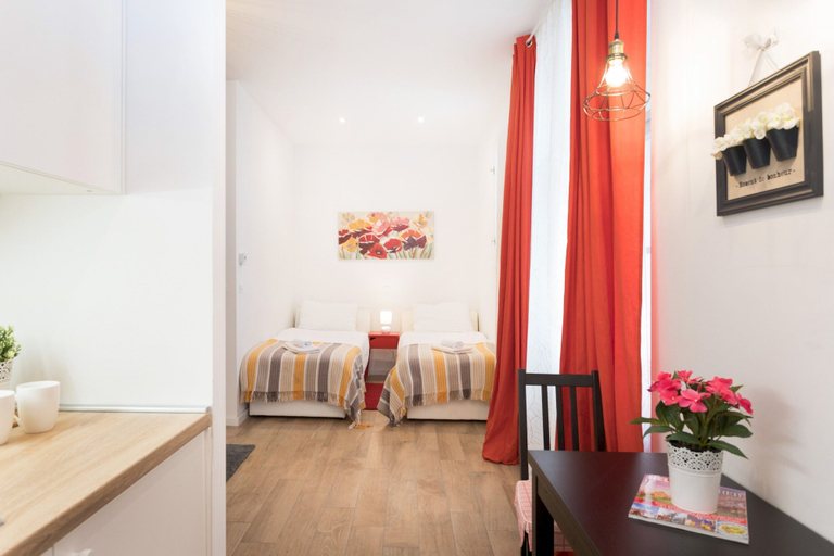 Bedroom 2, Cute Studio With Beautiful Balcony in the Center!, Zagreb