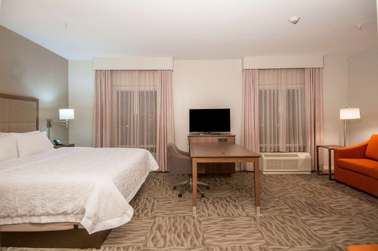 Bedroom 3, Hampton Inn Opelousas, Saint Landry