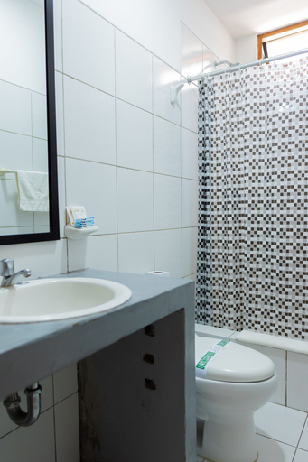 Bathroom 5, Hotel El Huacachinero - Hotel Familiar, Ica