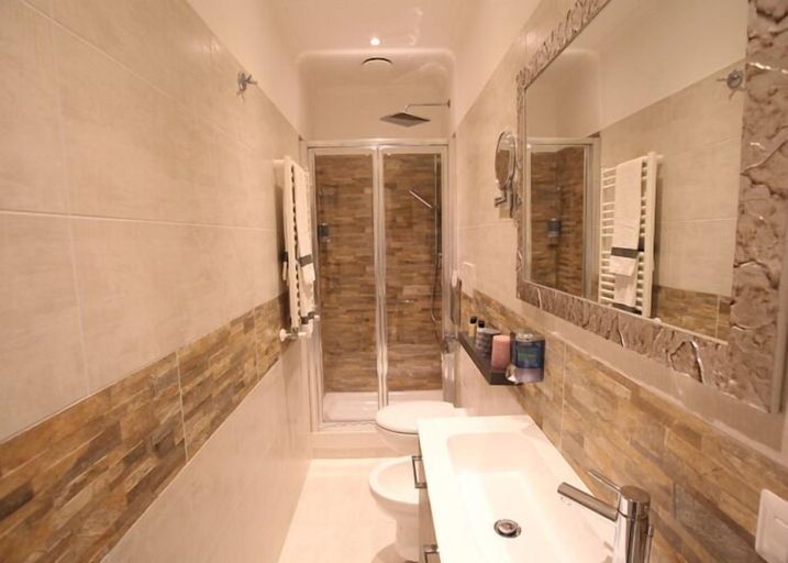 Bathroom 3, Guest house Interno 7 Luxury Rooms, Roma
