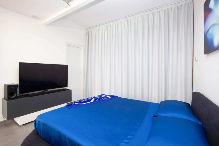 Room 3, Brand New Apartment with Terrace Solarium & Gym, Napoli