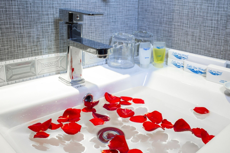 Bathroom 7