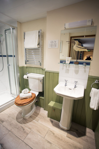 Bathroom 4, Bayards Cove Inn, Devon