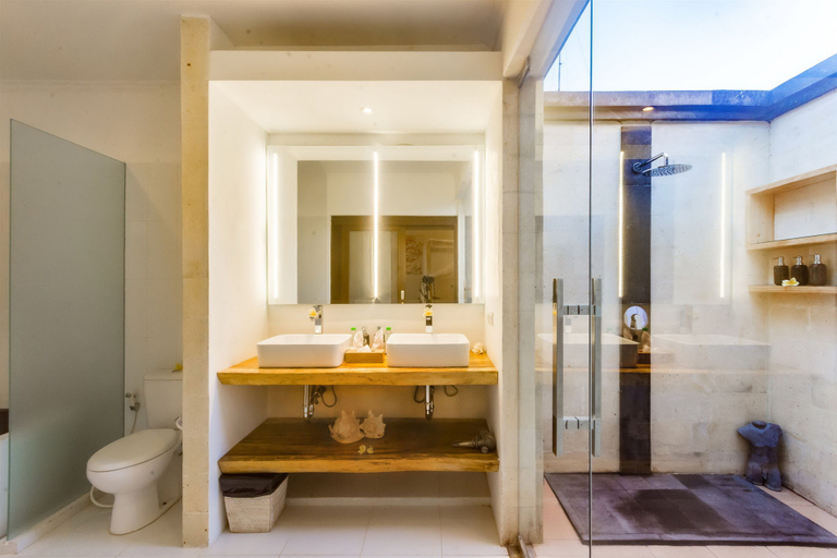 Bathroom 3, Villa Nakula, Badung