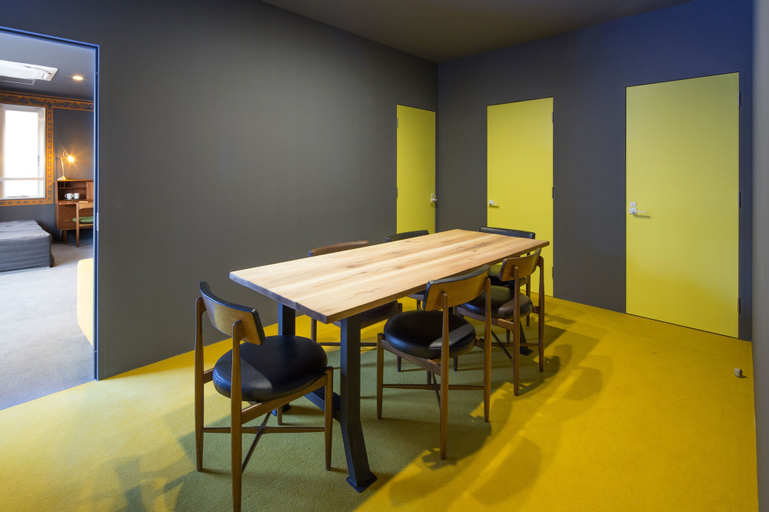 Dining Room 28