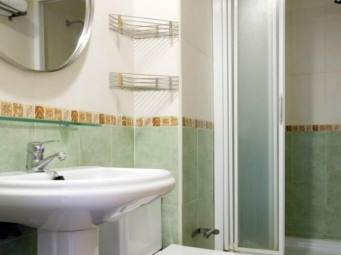 Bathroom, Apartamentos Costa-Verde-24, Tarragona