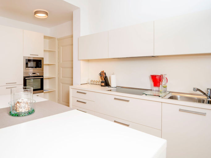 Others 5, VIP Apartment, Ljubljana