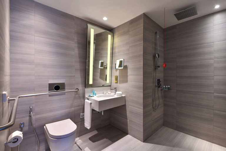 Bathroom 5, W Amman, Wadi Essier