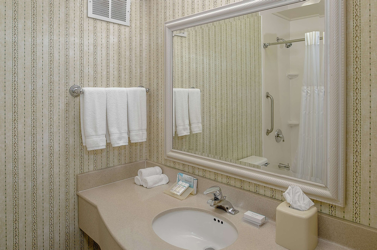 Bathroom 2