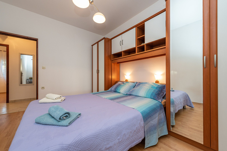 Bedroom 2, Apartments Buskulic Anamarija, Vir