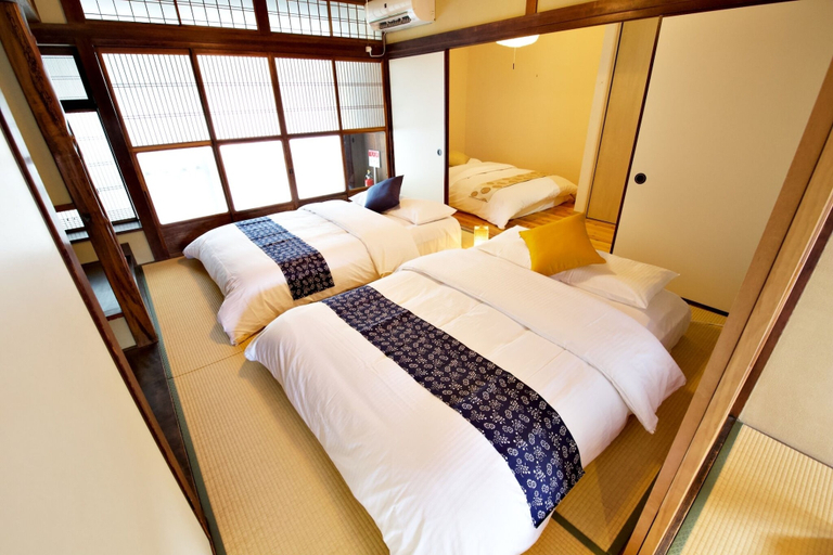 Bedroom 2, Kochonoyume Nanajokawaramachi, Kyoto
