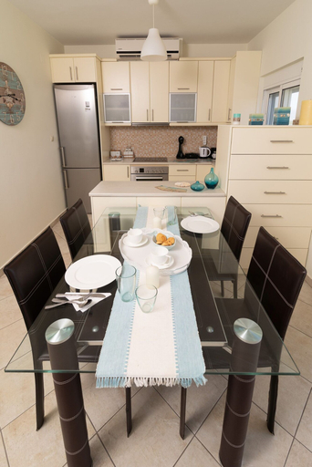 Others 5, SeaView Flat Near the Beach, Peloponnese