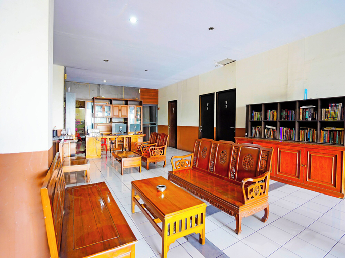 Food & Drinks, OYO 91415 De Wijaya Hotel, Sidoarjo