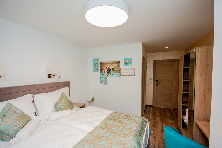 Bedroom 2, Hotel Tiffany, Kassel