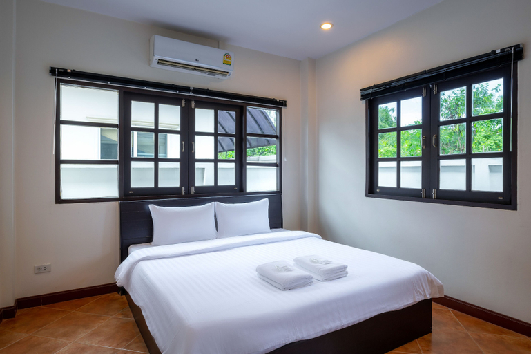 Bedroom 8