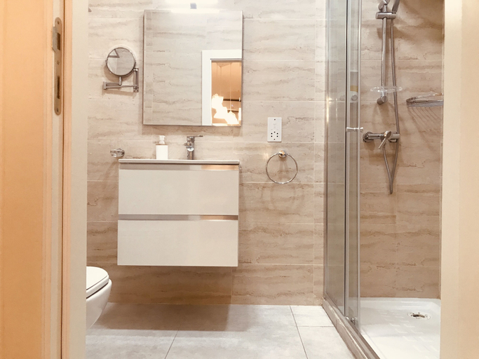Bathroom 3, LA88 Boutique, Saint Paul's Bay