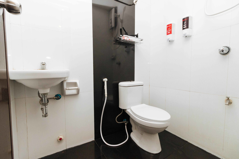 Bathroom 4