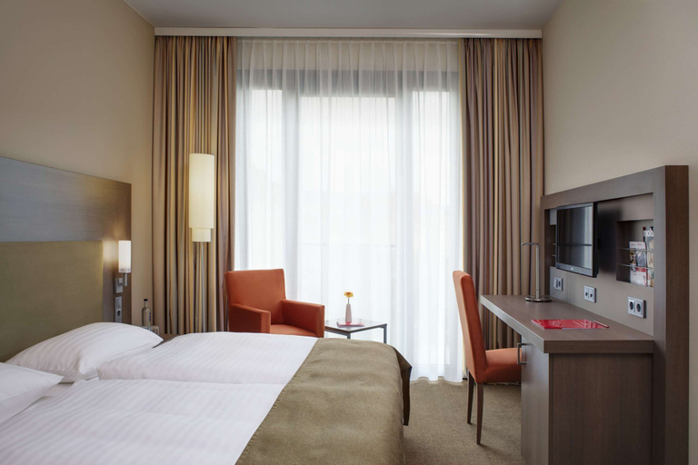 Bedroom 4, IntercityHotel Leipzig, Leipzig